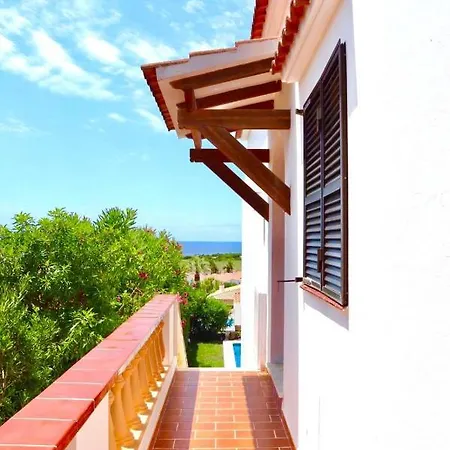 Zodiac Acuario Villa *