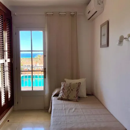 Zodiac Acuario Villa Son Bou